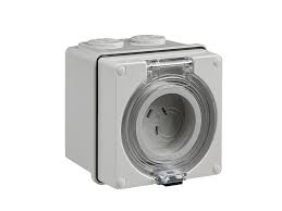 3 PIN 10 AMP EASY 56 WALL SOCKET AND BASE